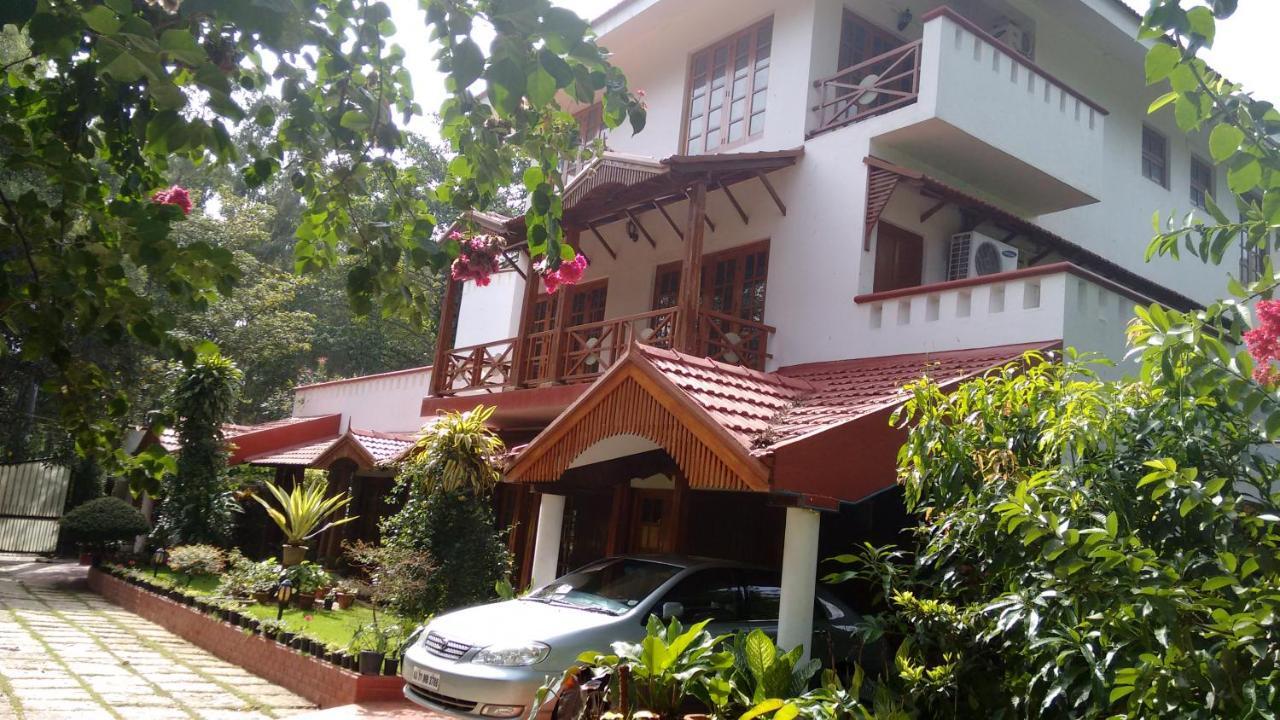Villa Serena Bangalore Exterior foto